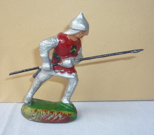 Ritter figur aus - aus, masse