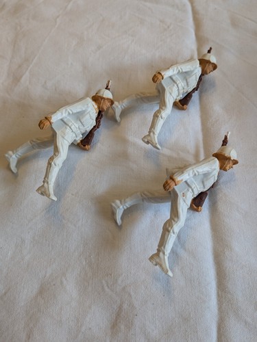 Figuren x kunststoff - 3,